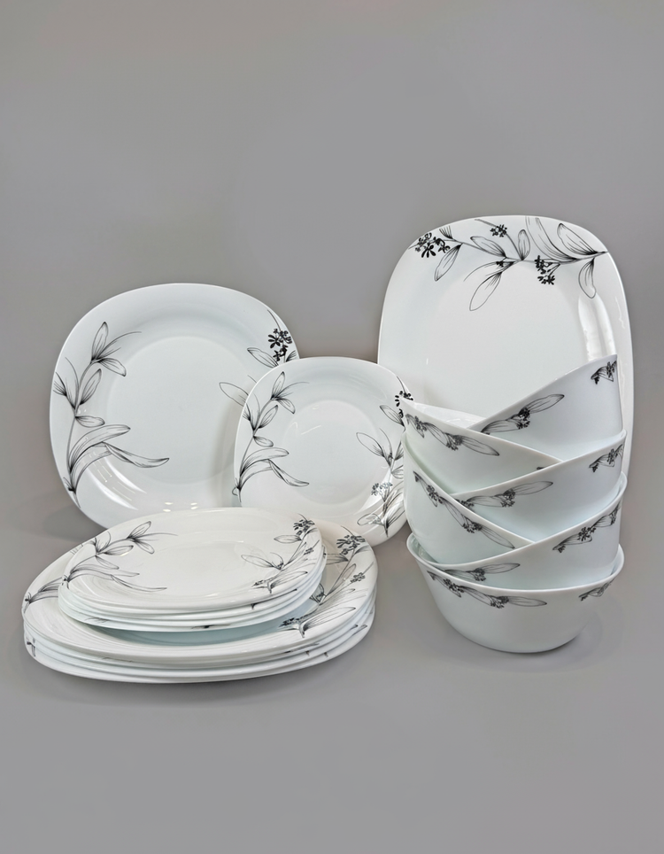 19-Piece Dinnerware Set